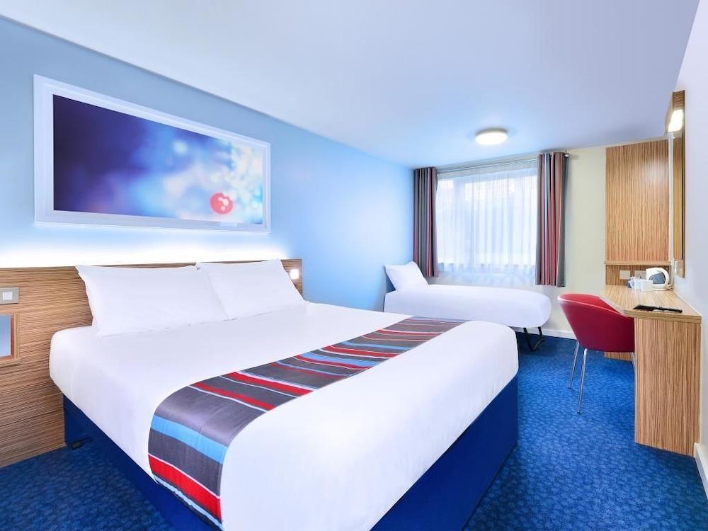 Travelodge London City Airport Exteriér fotografie