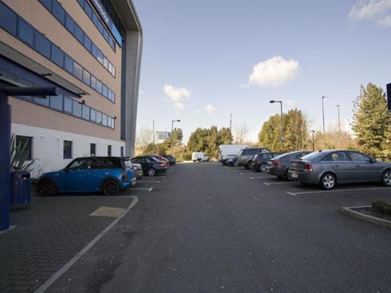 Travelodge London City Airport Exteriér fotografie
