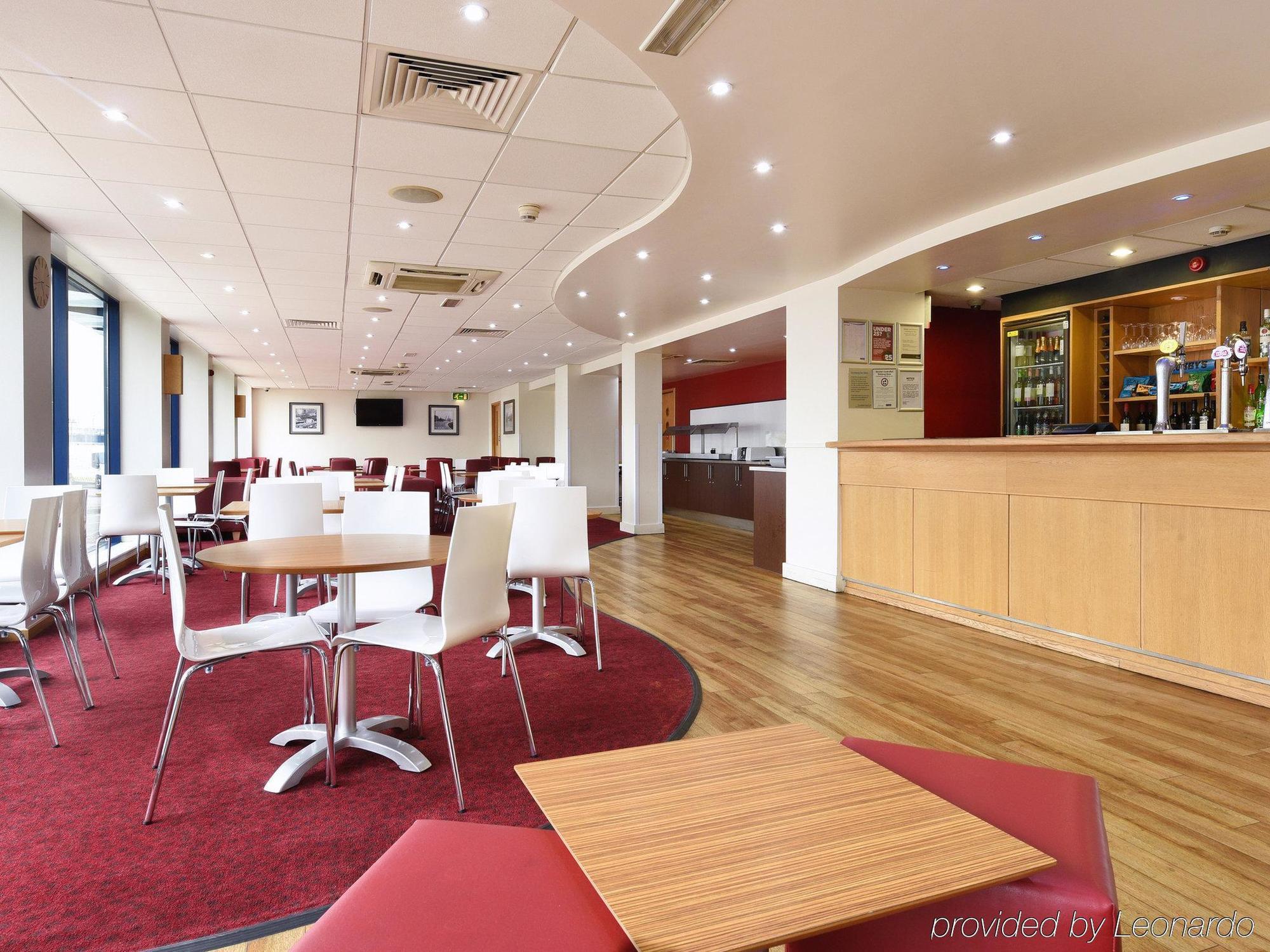 Travelodge London City Airport Exteriér fotografie