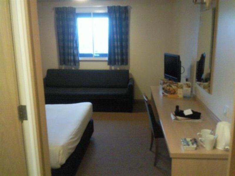 Travelodge London City Airport Exteriér fotografie