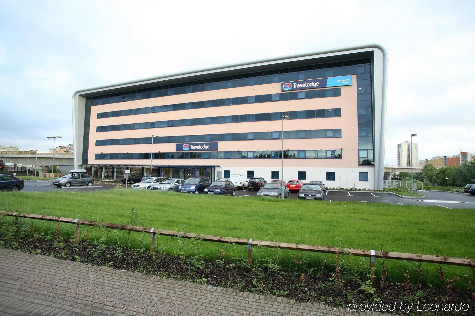 Travelodge London City Airport Exteriér fotografie